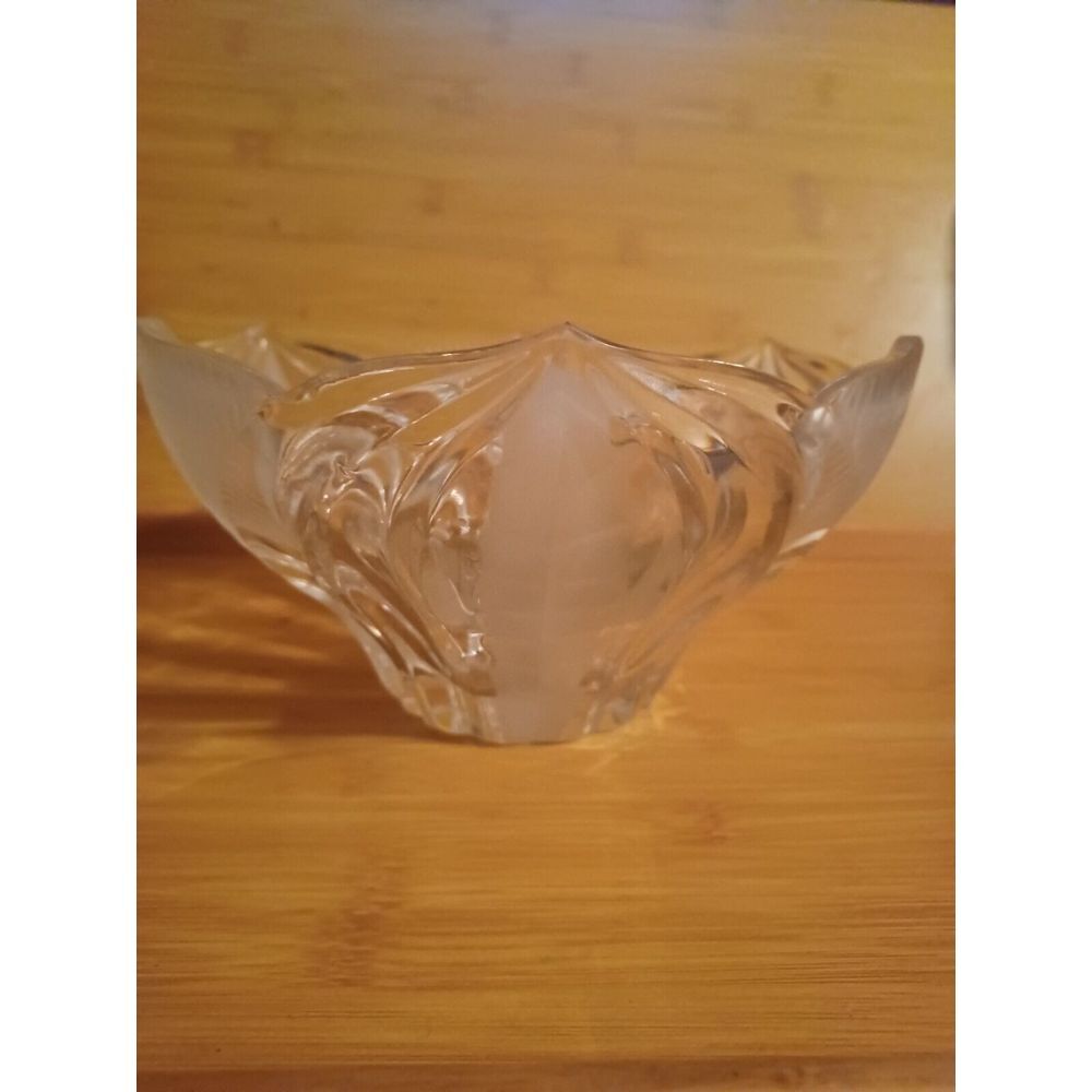 CRYSTAL BOWL‎ FROSTED ROSE BORDER 7 x 4 INCHES